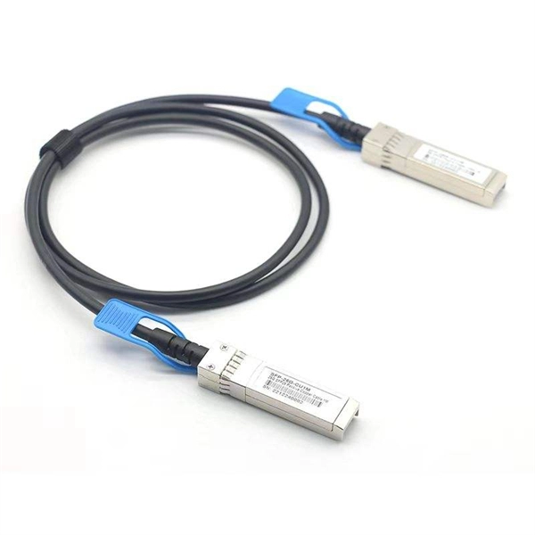 What voltage is the network power supply for server rack cabling 