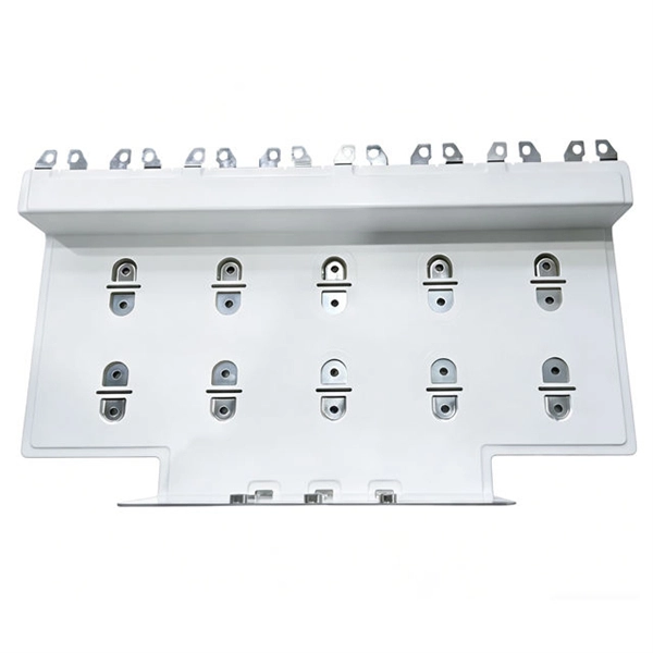 Electrical angle plate for cable trays